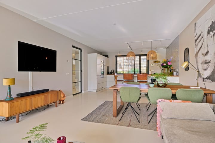 Foto 5 van Nico Jessekade 197