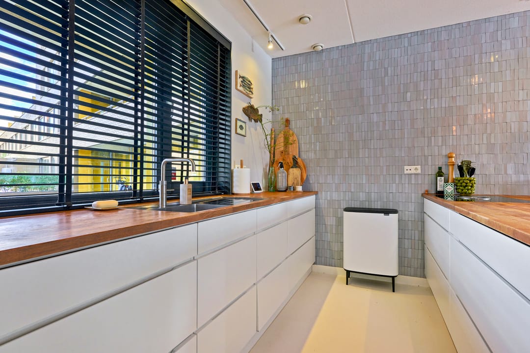 Foto 11 van Nico Jessekade 197