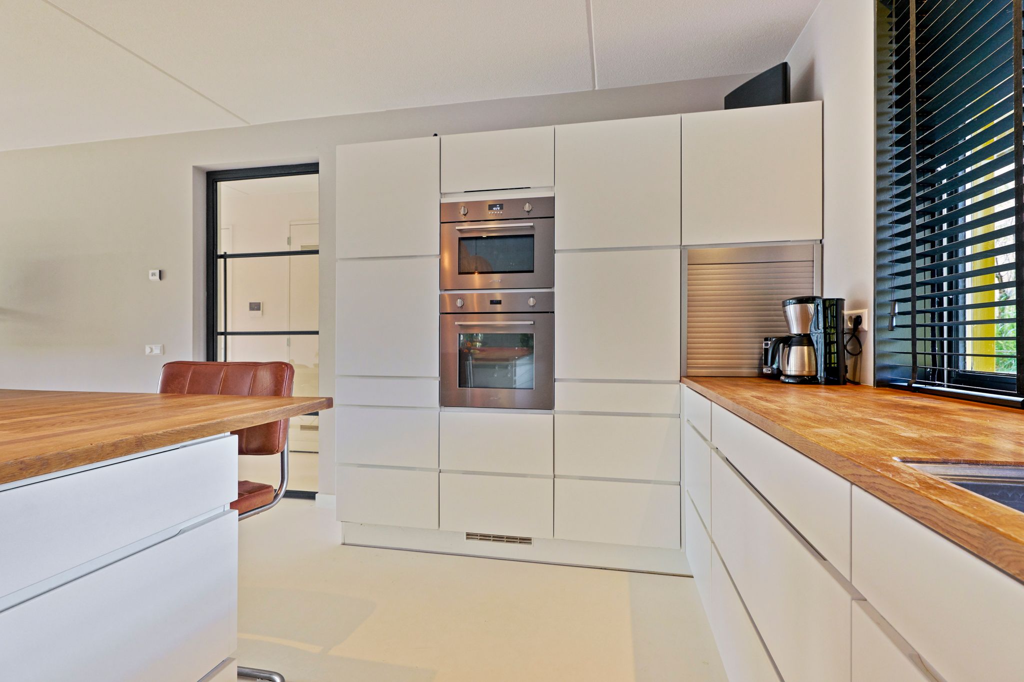 Foto 12 van Nico Jessekade 197