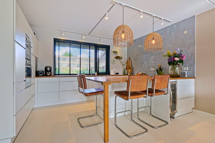 Foto 3 van Nico Jessekade 197