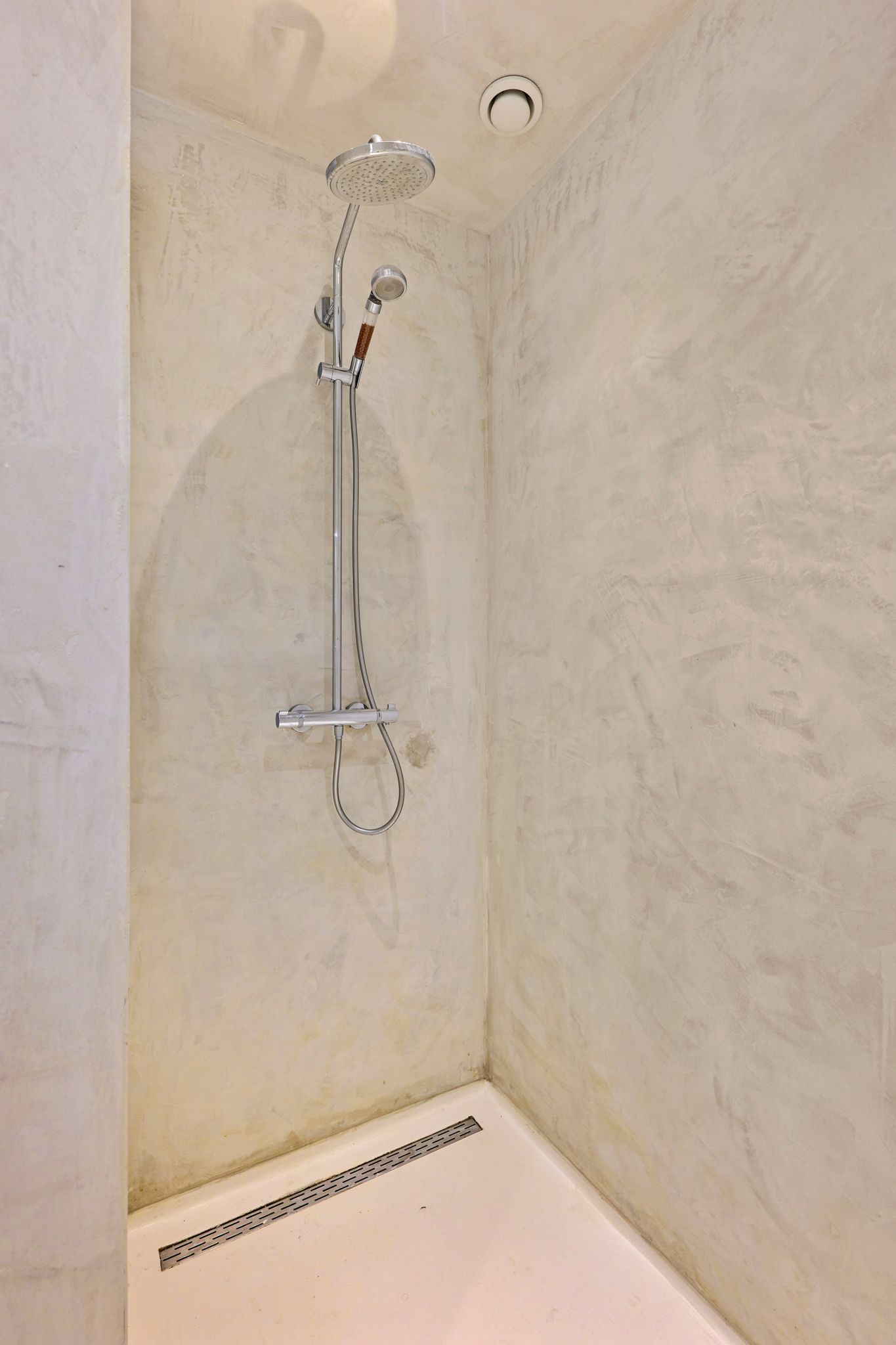 Foto 21 van Nico Jessekade 197