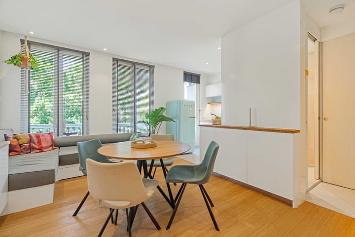 Foto 9 van Van Ostadestraat 15-2A