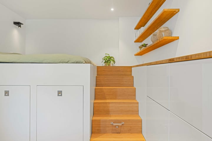 Foto 25 van Van Ostadestraat 15-2A