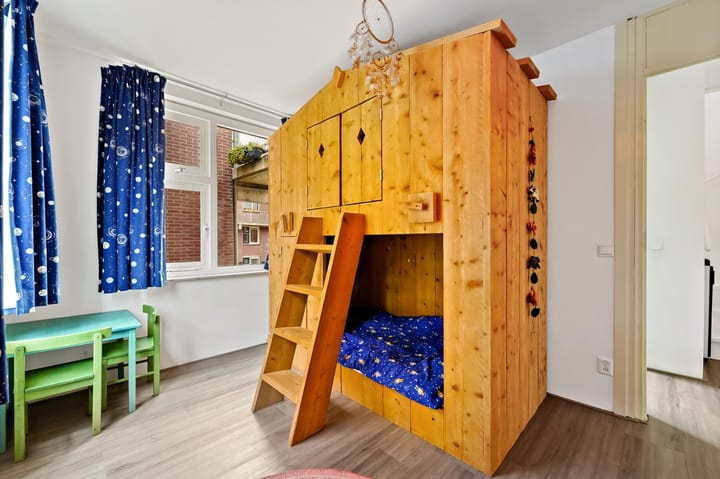 Photo 36 of Jules Massenetstraat 100