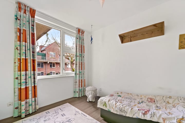 Photo 38 of Jules Massenetstraat 100