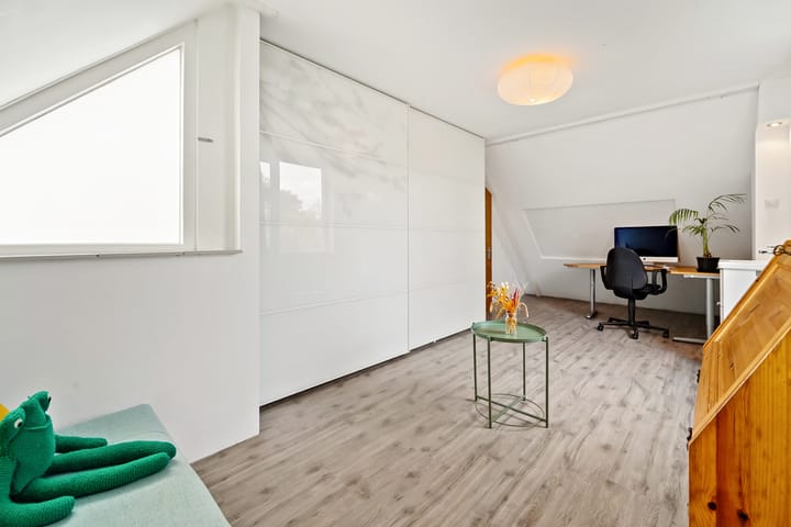 Photo 43 of Jules Massenetstraat 100