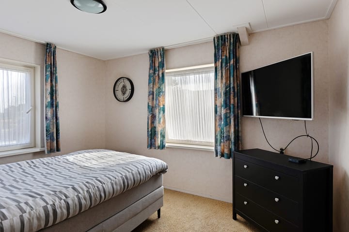 Photo 31 of Jeltingalaan 66