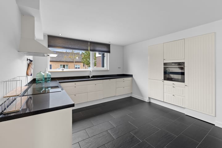 Foto 55 van Roosendaalsebaan 23-A