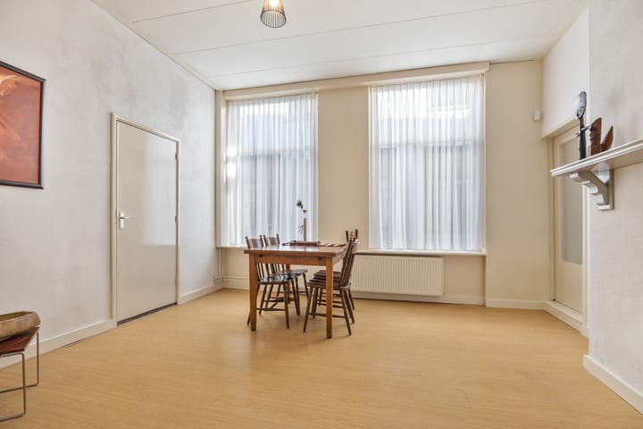 Foto 22 van Lange Brugstraat 9