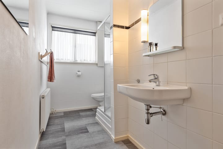 Foto 47 van Lange Brugstraat 9