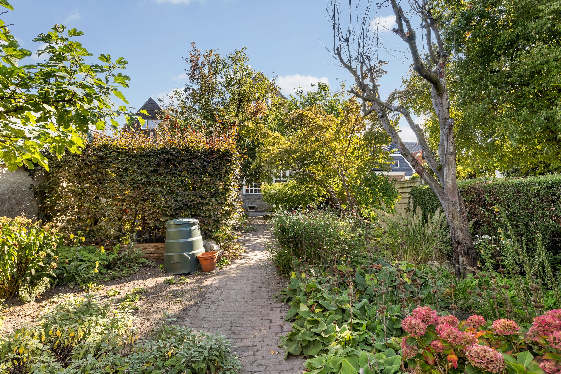 Foto 60 van Lange Brugstraat 9