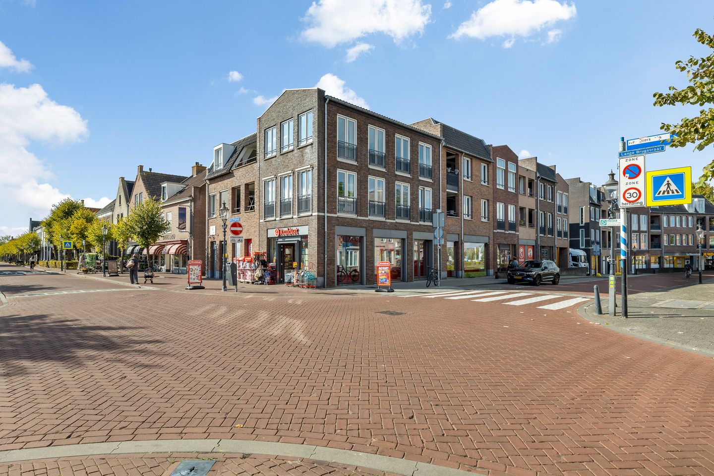 Foto 64 van Lange Brugstraat 9