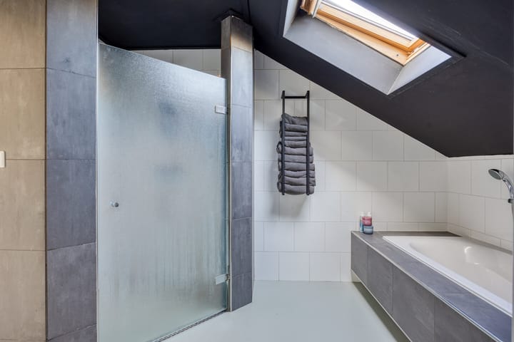 Foto 47 van A S Talmaplein 29