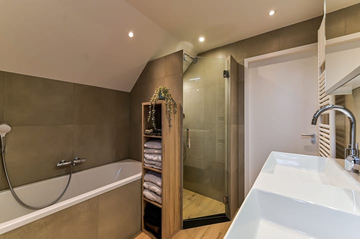 Photo 21 of Doolgaardstraat 4