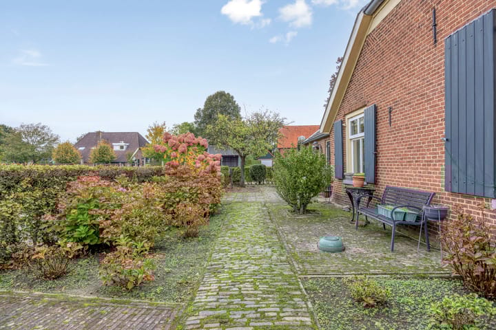 Foto 31 van Kerkhofweg 15