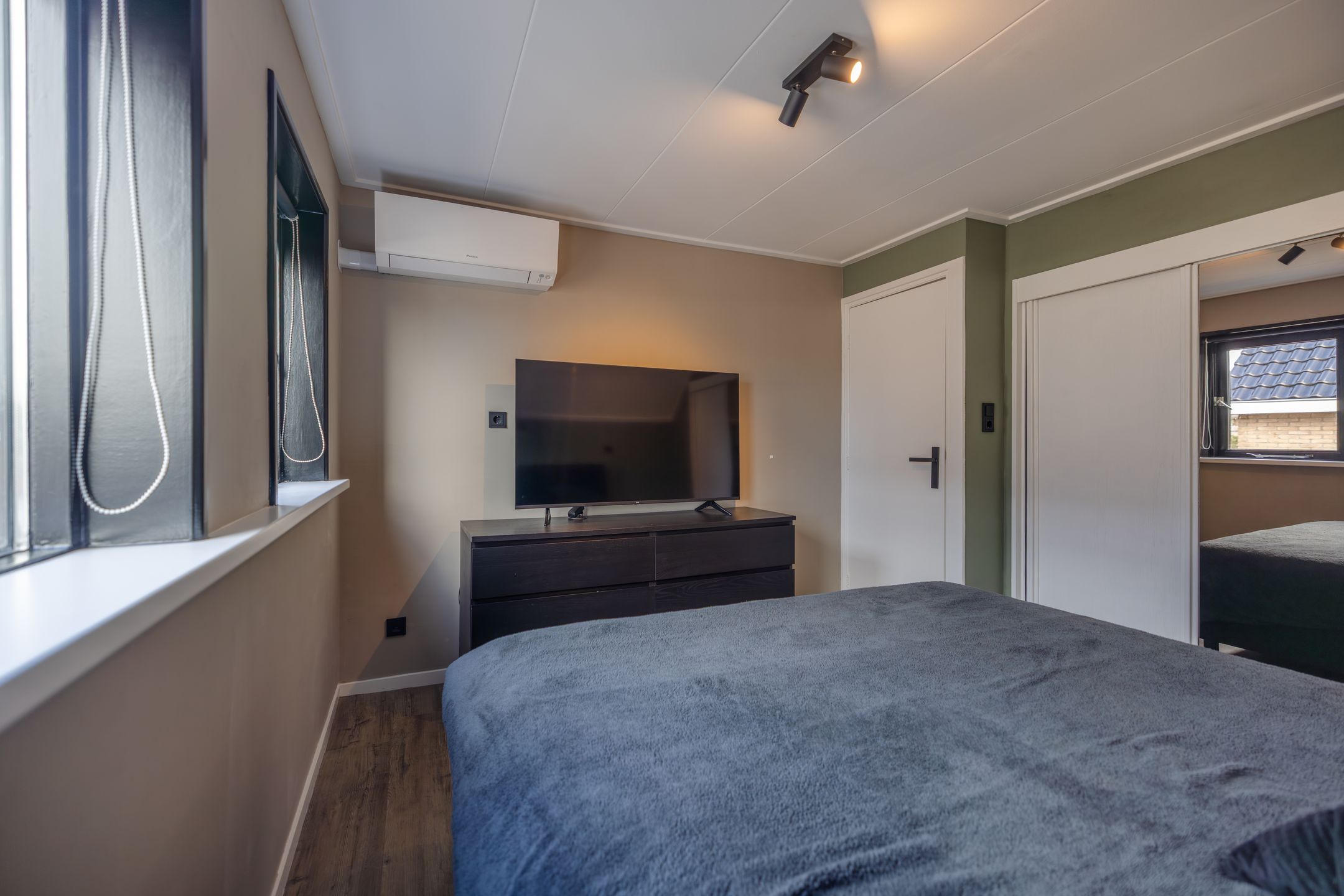 Foto 21 van Van Voortstraat 7