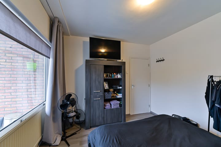 Foto 11 van Staringstraat 34