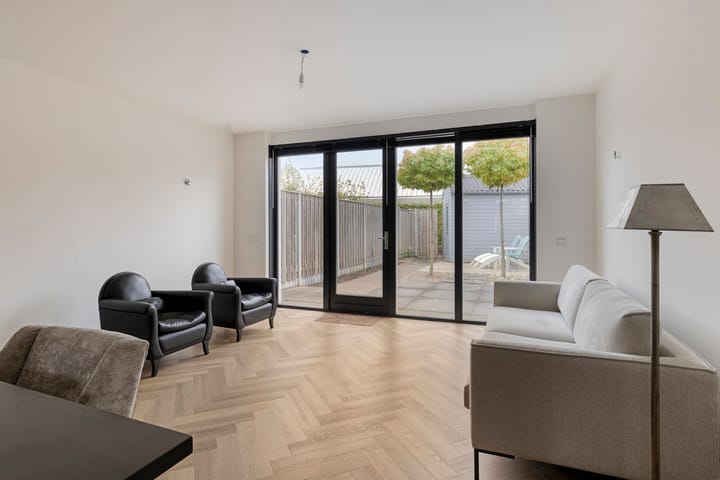 Photo 3 of Veldwachter 8