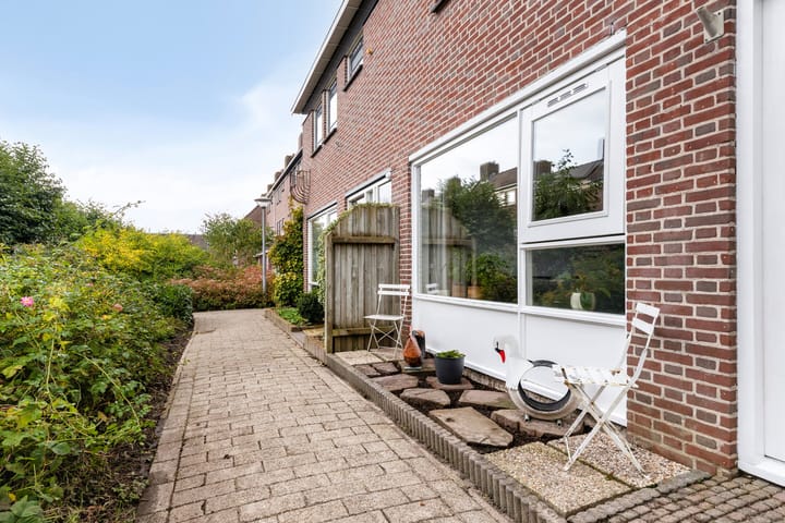 Foto 5 van Klagerstuin 95