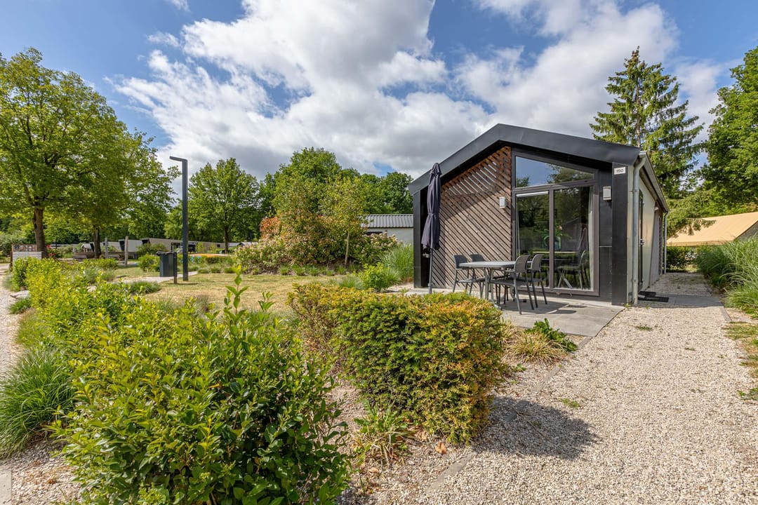 Foto 1 van van Haestrechtstraat 24-150