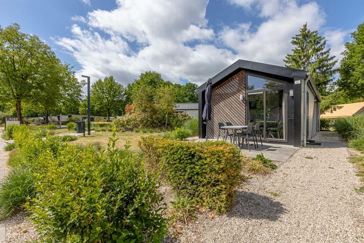 Foto 1 van van Haestrechtstraat 24-150