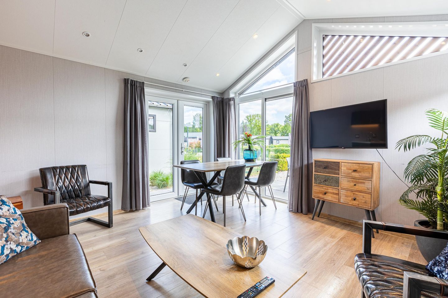 Foto 5 van van Haestrechtstraat 24-150