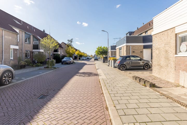 Foto 49 van Bennebroekstraat 59