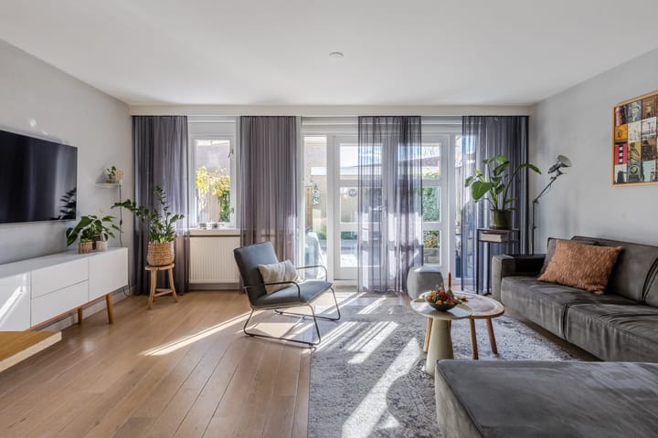 Foto 2 van Bennebroekstraat 59