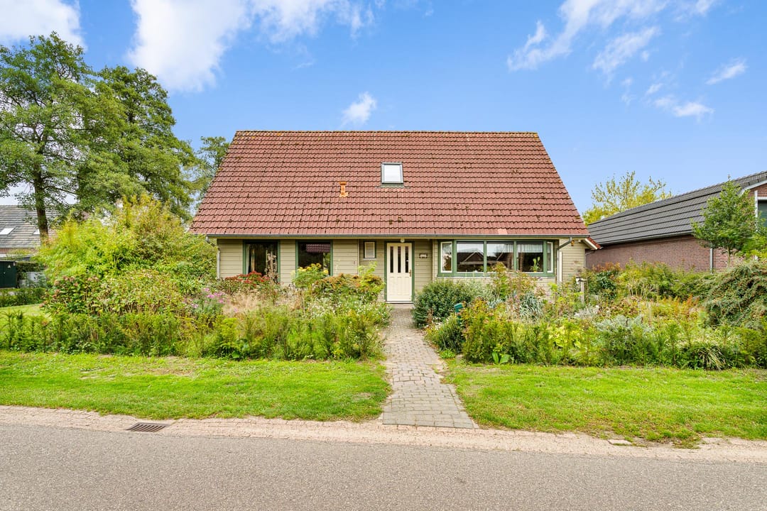 Foto 2 van Bredeweg 4