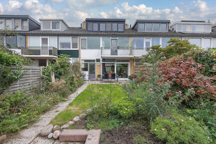 Photo 12 of Van 't Hoffstraat 15