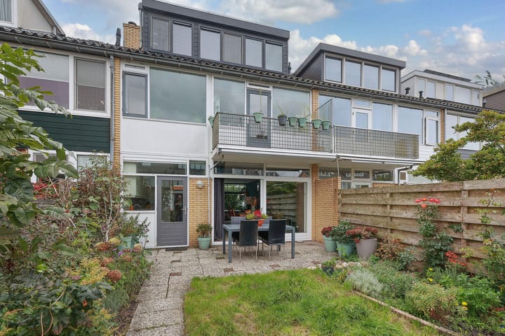 Photo 13 of Van 't Hoffstraat 15