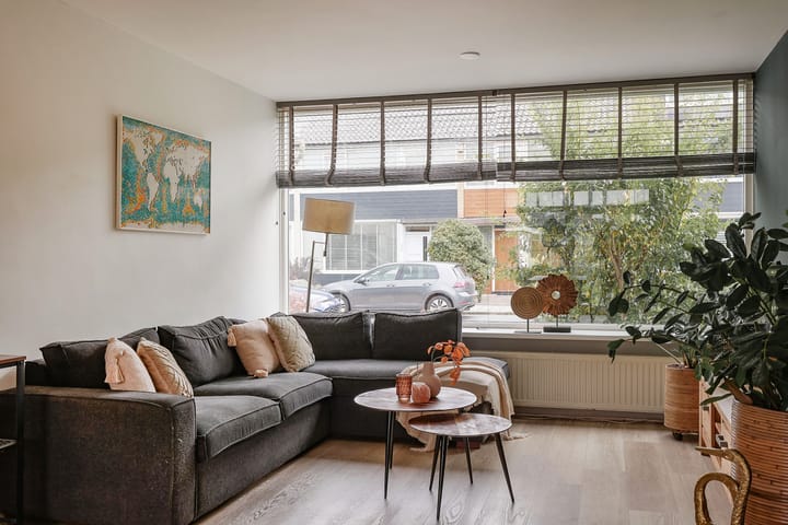 Photo 15 of Van 't Hoffstraat 15