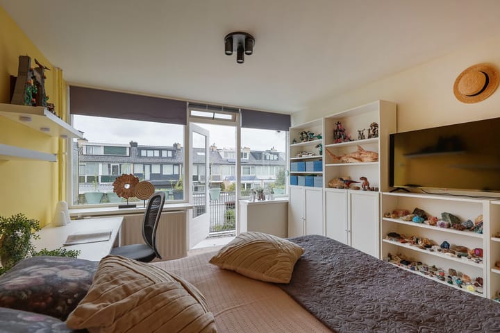 Photo 25 of Van 't Hoffstraat 15