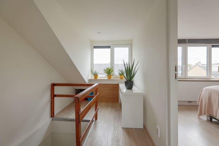 Photo 31 of Van 't Hoffstraat 15