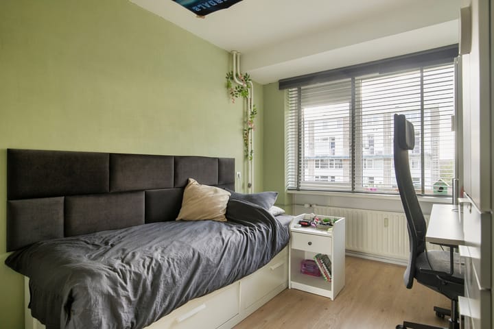 Photo 22 of Ir Leemansstraat 15