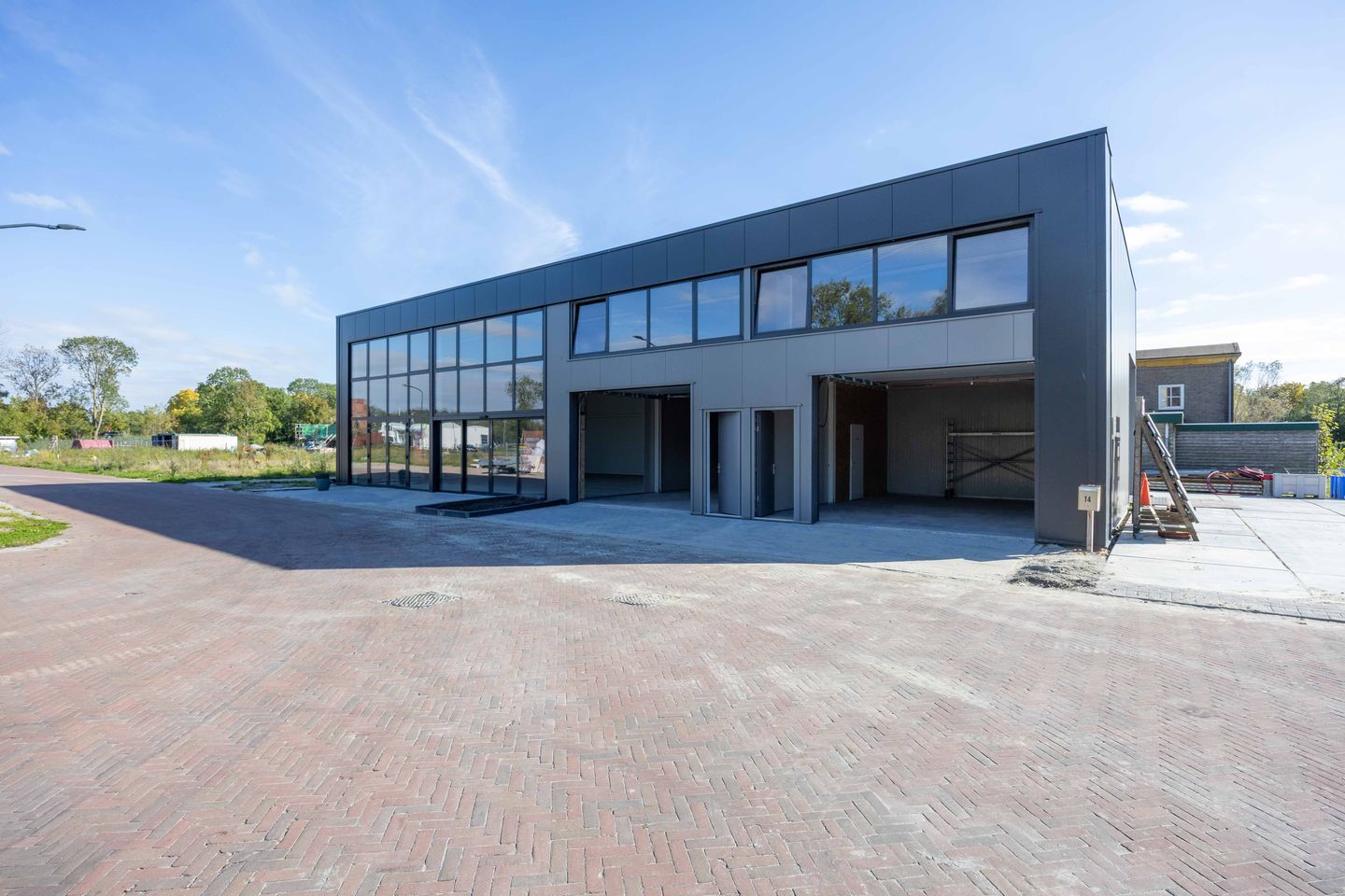 Bekijk foto 3 van Middenstip 14