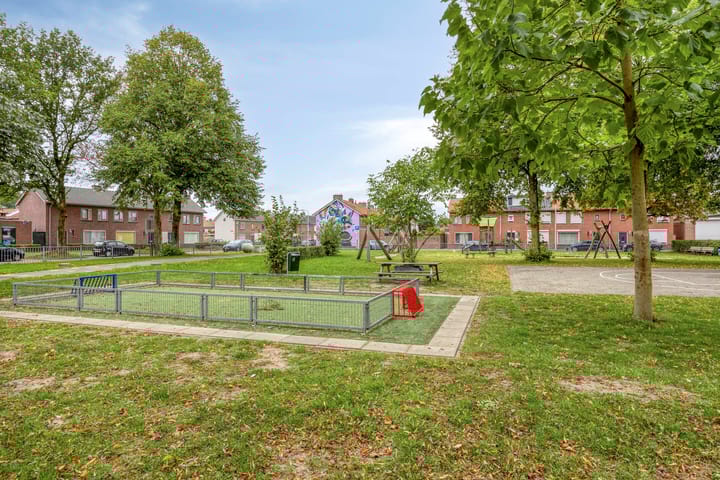 Foto 36 van Drapenierstraat 10