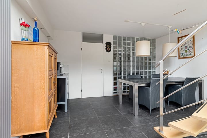 Photo 24 of Hoofdwal 73