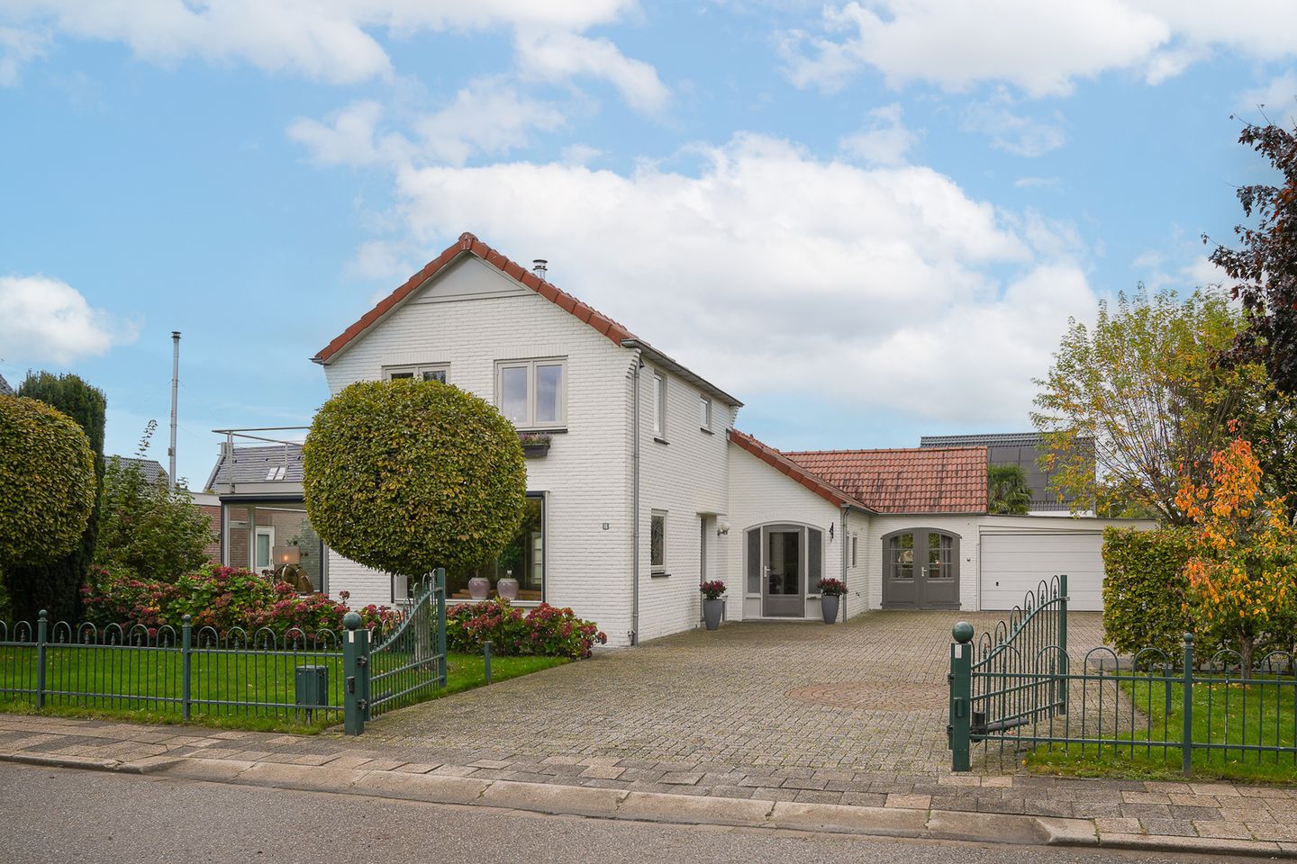 Photo 1 of Dorpsstraat 16