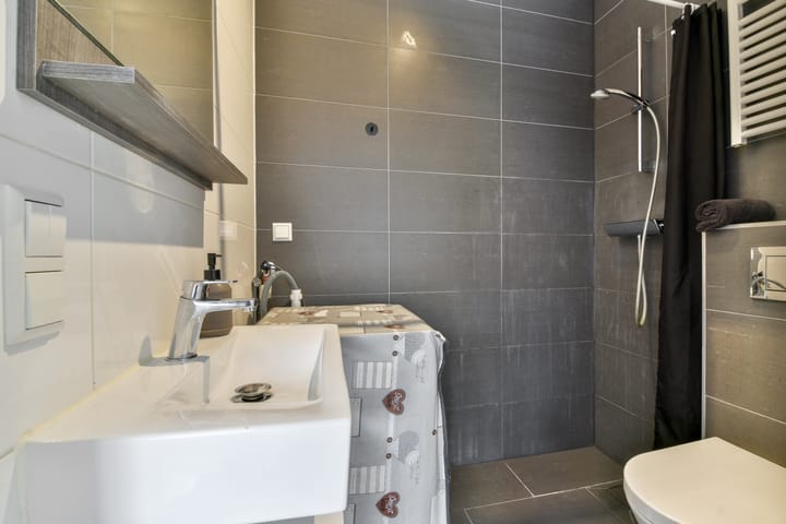 Foto 12 van Orteliusstraat 332-D