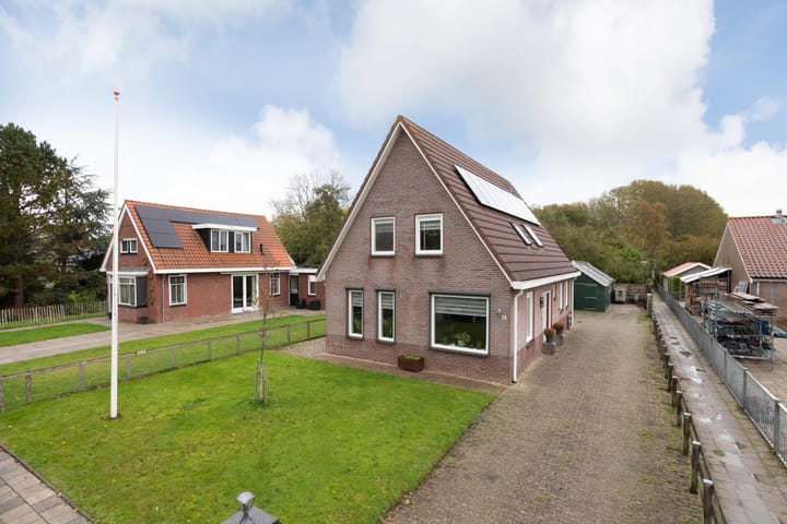 Photo 2 of Waaxenserweg 11