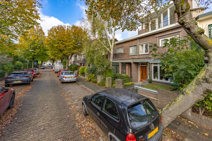 Photo 3 of Bilderdijklaan 71