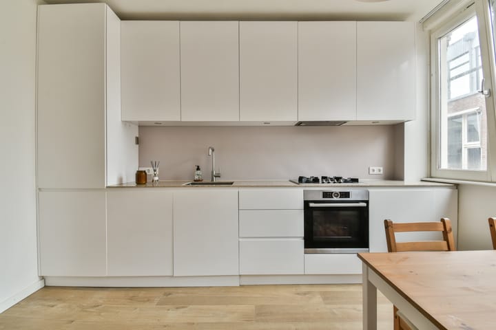 Photo 7 of Handboogstraat 15-3V