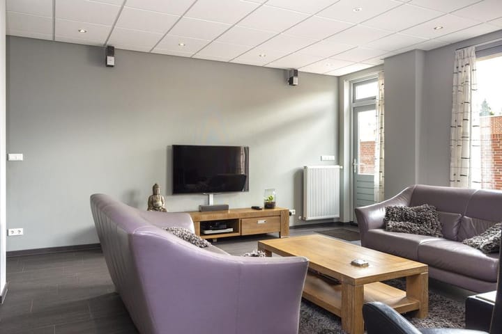 Photo 8 of Installatieweg 8