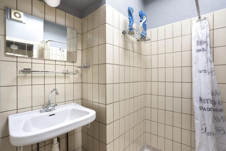 Photo 20 of Installatieweg 8