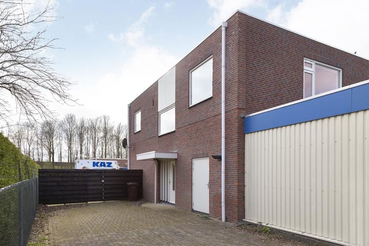 Photo 29 of Installatieweg 8