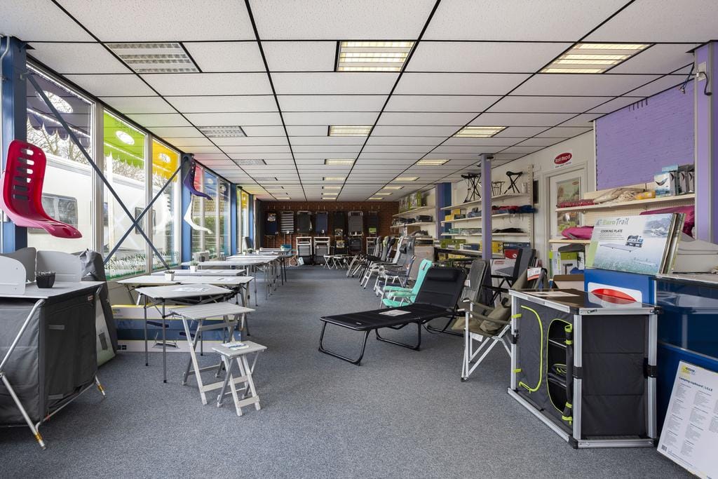 Photo 36 of Installatieweg 8