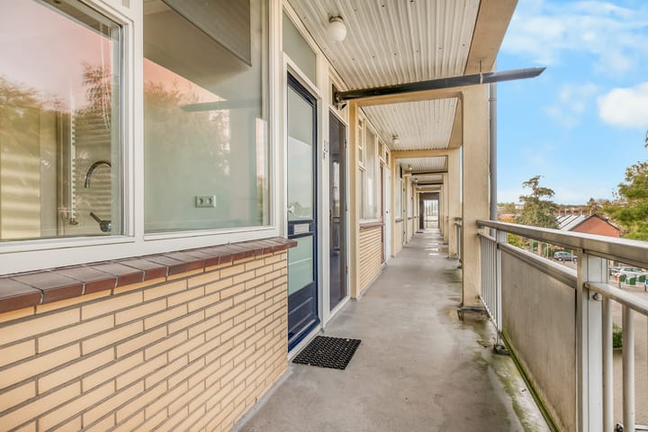 Photo 4 of Karel Doormanlaan 186