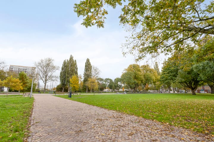 Foto 38 van Lederambachtstraat 164