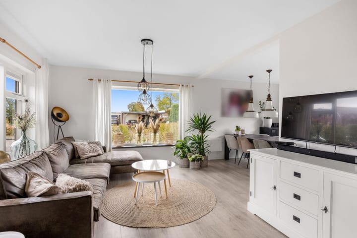 Photo 13 of De Helling 43